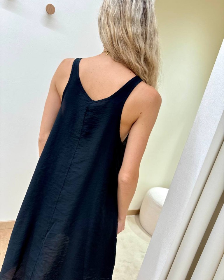 Vestito corto vogatore nero Tensione In Shop Online Vestito corto vogatore nero Tensione In
