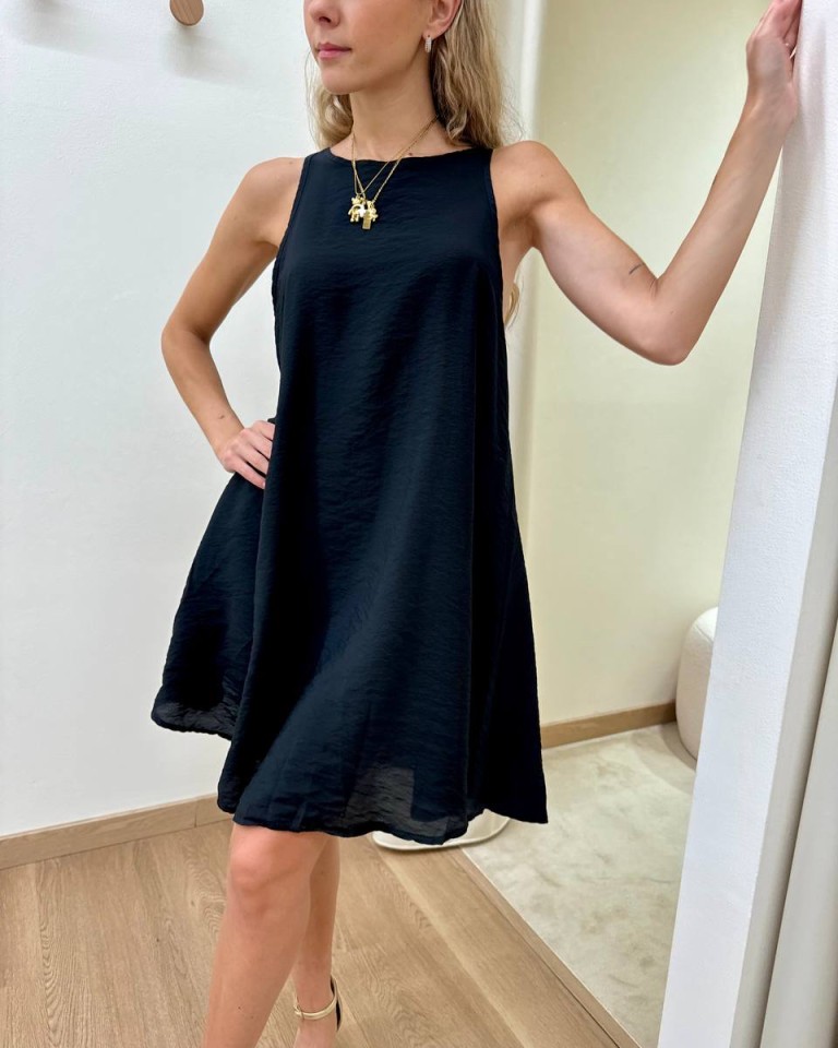 Vestito corto vogatore nero Tensione In Shop Online Vestito corto vogatore nero Tensione In