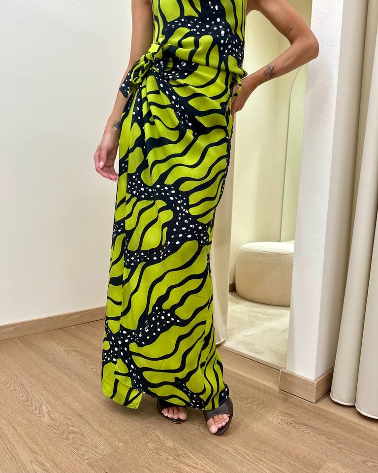 Gonna pareo lunga fantasia farfalla verde e nera HaveOne Shop Online Gonna pareo lunga fantasia farfalla verde e nera HaveOne