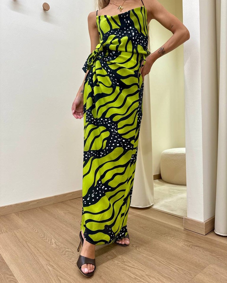 Gonna pareo lunga fantasia farfalla verde e nera HaveOne Shop Online Gonna pareo lunga fantasia farfalla verde e nera HaveOne
