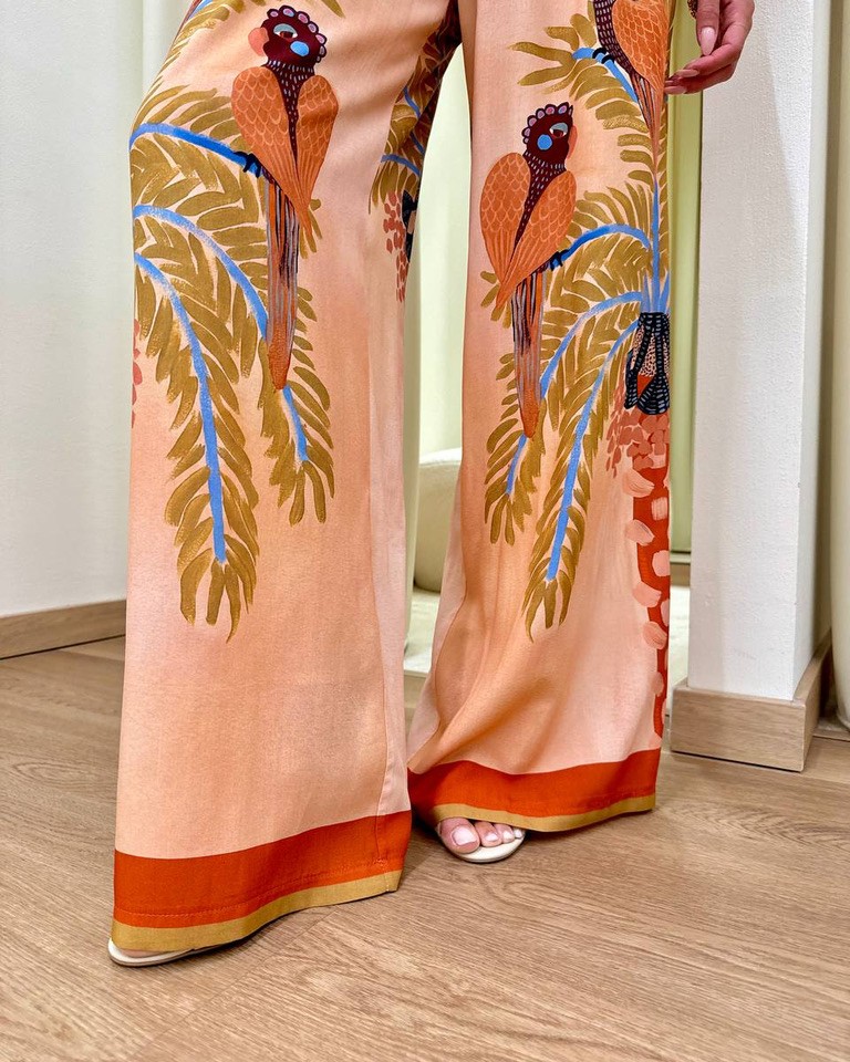 Pantalone fluido cipria fantasia pavoni HaveOne Shop Online Pantalone fluido cipria fantasia pavoni HaveOne