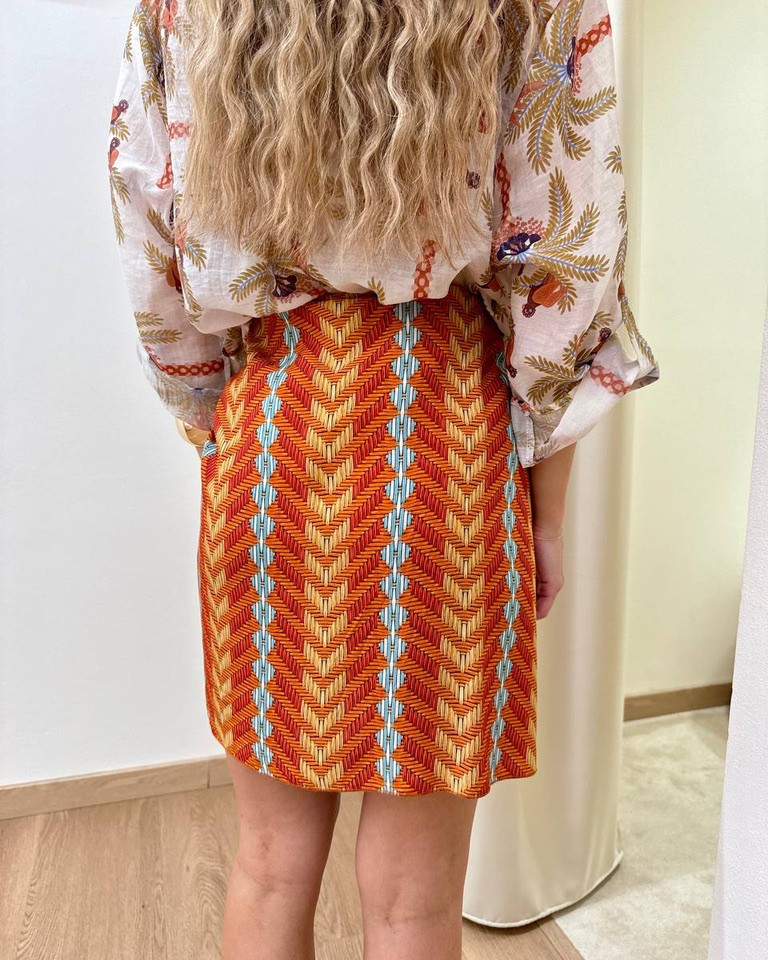 Gonna pareo corta fantasia zigzag arancio e rosso HaveOne Shop Online Gonna pareo corta fantasia zigzag arancio e rosso HaveOne