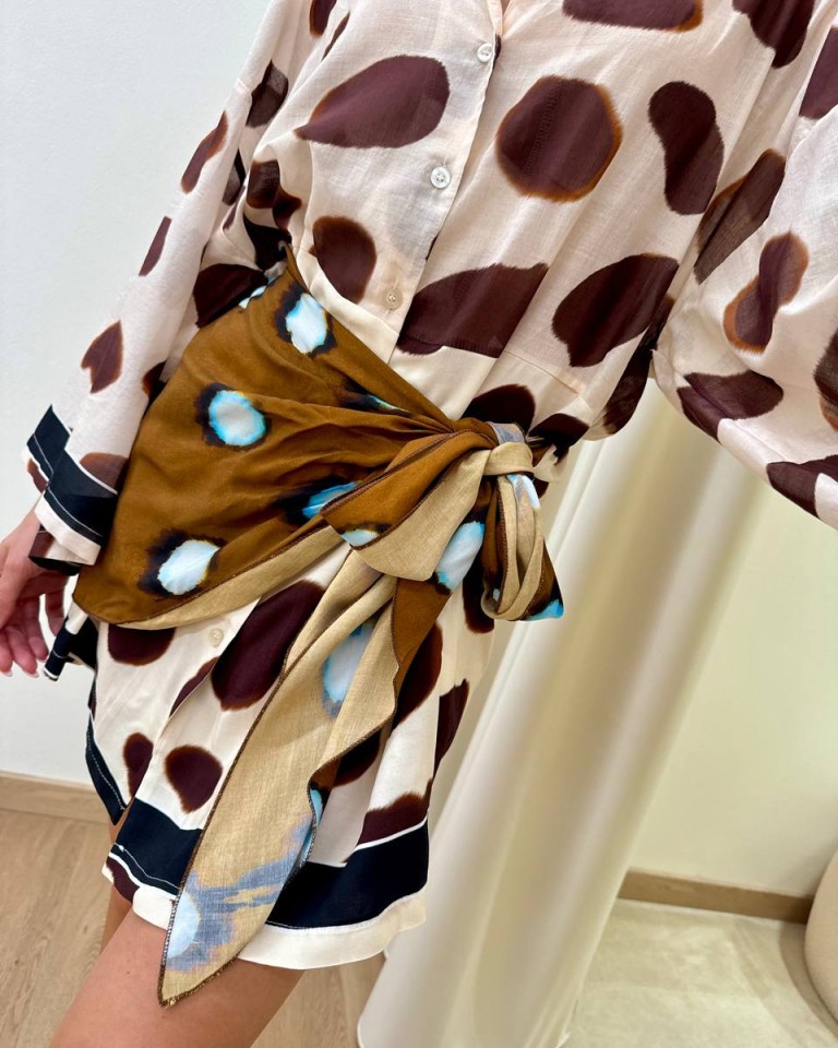 Vestito pois effetto foulard in vita burro e tabacco Tensione In Shop Online Vestito pois effetto foulard in vita burro e tabacco Tensione In