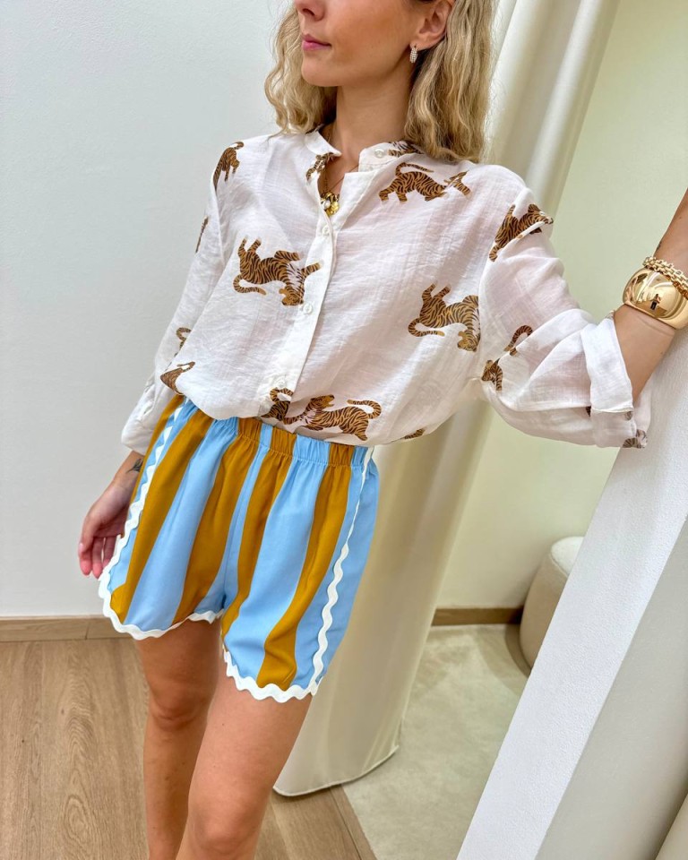 Short righe bordi ondulati celeste e senape HaveOne Shop Online Short righe bordi ondulati celeste e senape HaveOne