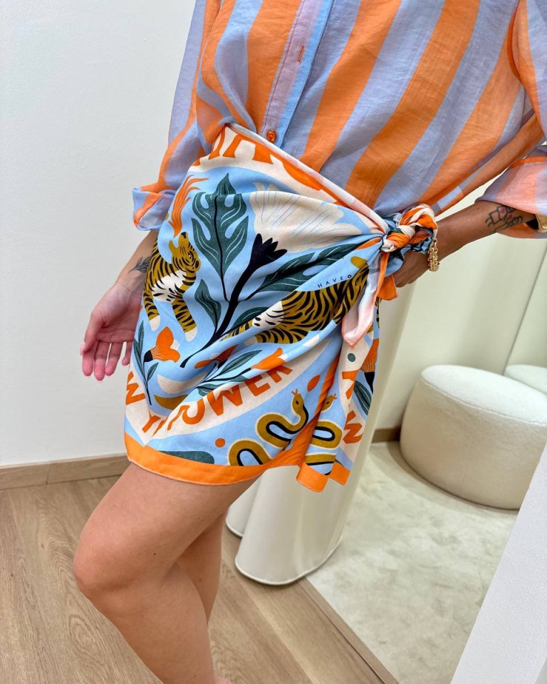 Gonna pareo corta fantasia tigre celeste e arancio HaveOne Shop Online Gonna pareo corta fantasia tigre celeste e arancio HaveOne