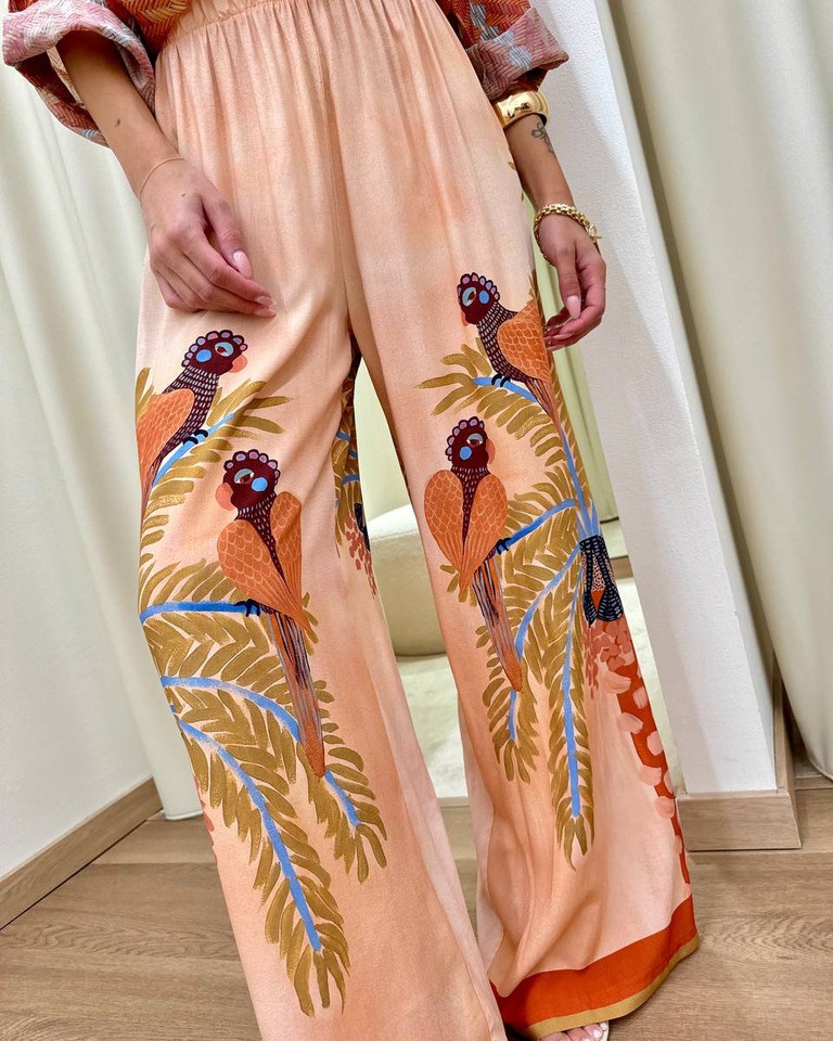 Pantalone fluido cipria fantasia pavoni HaveOne Shop Online Pantalone fluido cipria fantasia pavoni HaveOne