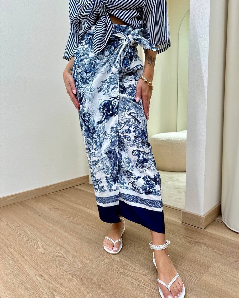 Gonna pareo lunga tigri bianca e blu Tensione In Shop Online Gonna pareo lunga tigri bianca e blu Tensione In
