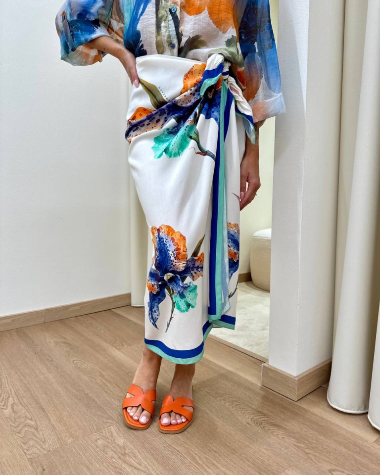 Gonna pareo lunga fiore blu e turchese HaveOne Shop Online Gonna pareo lunga fiore blu e turchese HaveOne
