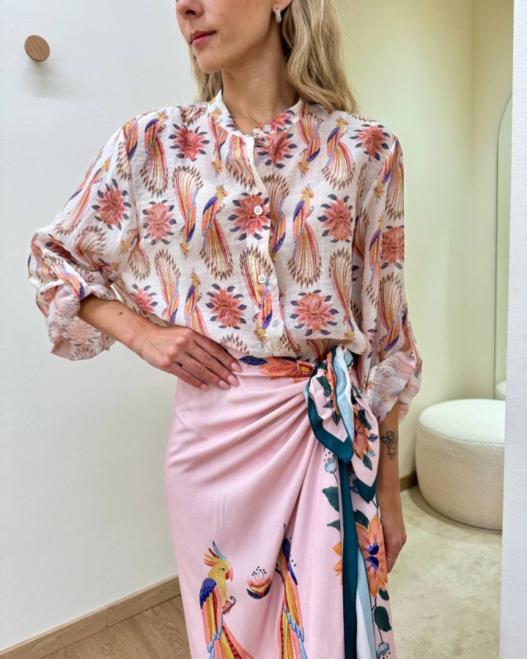 Camicia ampia coreana burro fiori e pappagalli HaveOne Shop Online Camicia ampia coreana burro fiori e pappagalli HaveOne