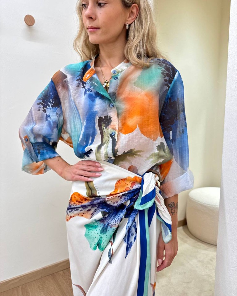 Camicia coreana floreale blu turchese e arancio HaveOne Shop Online Camicia coreana floreale blu turchese e arancio HaveOne