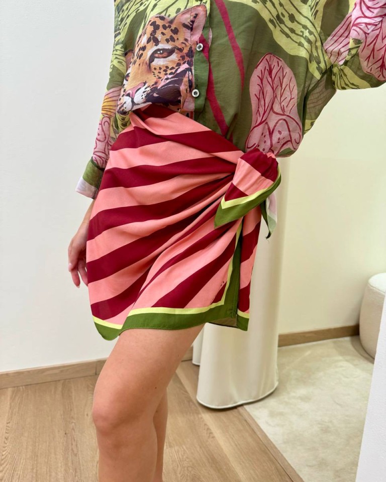 PRE ORDINE gonna pareo corta riga rosa rossa HaveOne Shop Online PRE ORDINE gonna pareo corta riga rosa rossa HaveOne
