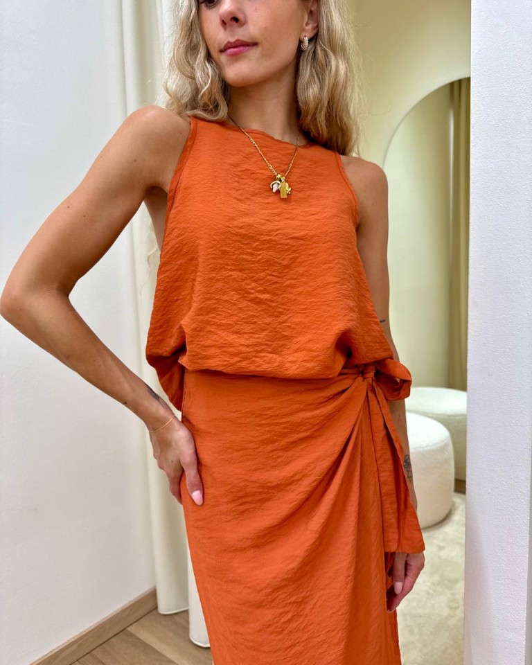Top vogatore ruggine Tensione In Shop Online Top vogatore ruggine Tensione In