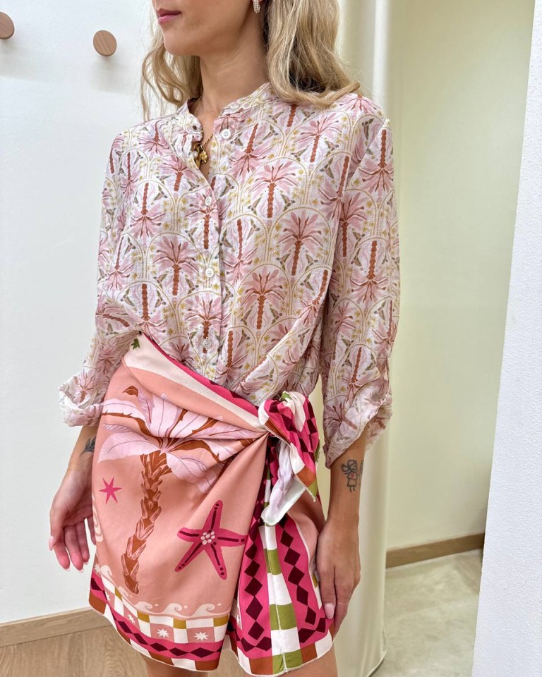 Camicia ampia coreana burro fantasia palme rosa HaveOne Shop Online Camicia ampia coreana burro fantasia palme rosa HaveOne