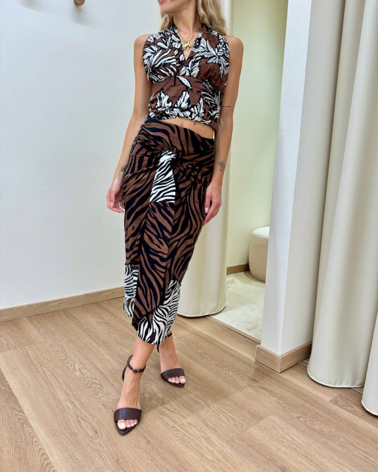 Completo gonna e top fantasia floreale e animalier Vicolo Shop Online Completo gonna e top fantasia floreale e animalier Vicolo