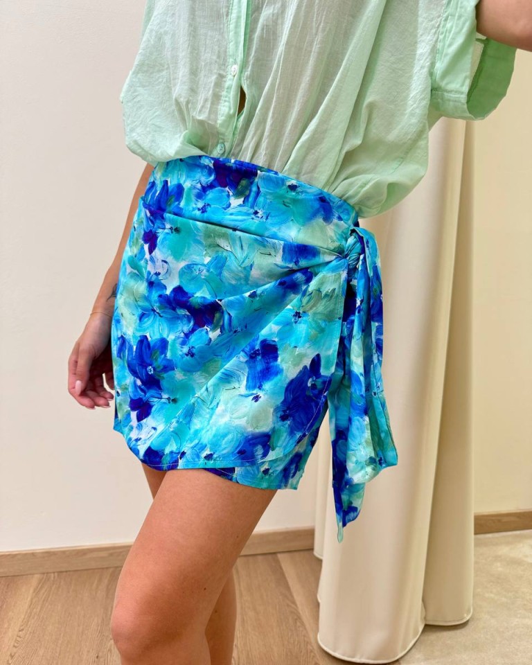 Gonna pareo corta ortensie azzurra Tensione In Shop Online Gonna pareo corta ortensie azzurra Tensione In