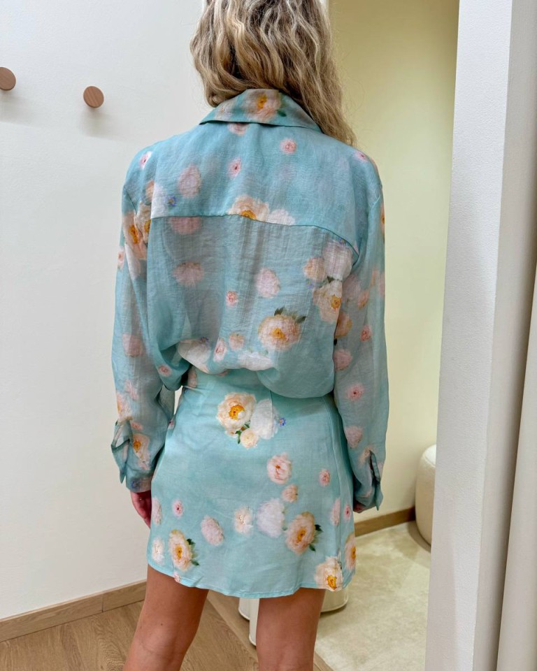 PRE ORDINE Camicia semitrasparente peonie verde acqua Tensione In Shop Online PRE ORDINE Camicia semitrasparente peonie verde acqua Tensione In