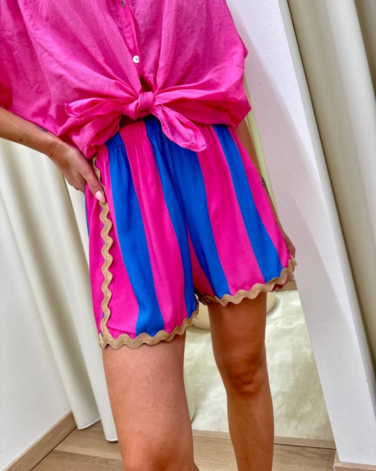 Shorts righe bordi ondulati blu e fucsia HaveOne Shop Online Shorts righe bordi ondulati blu e fucsia HaveOne