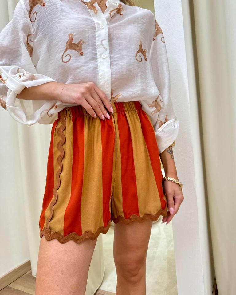 Shorts righe bordi ondulati tabacco e india HaveOne Shop Online Shorts righe bordi ondulati tabacco e india HaveOne
