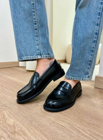 Shop Online Mocassino vernice nero Ovyè