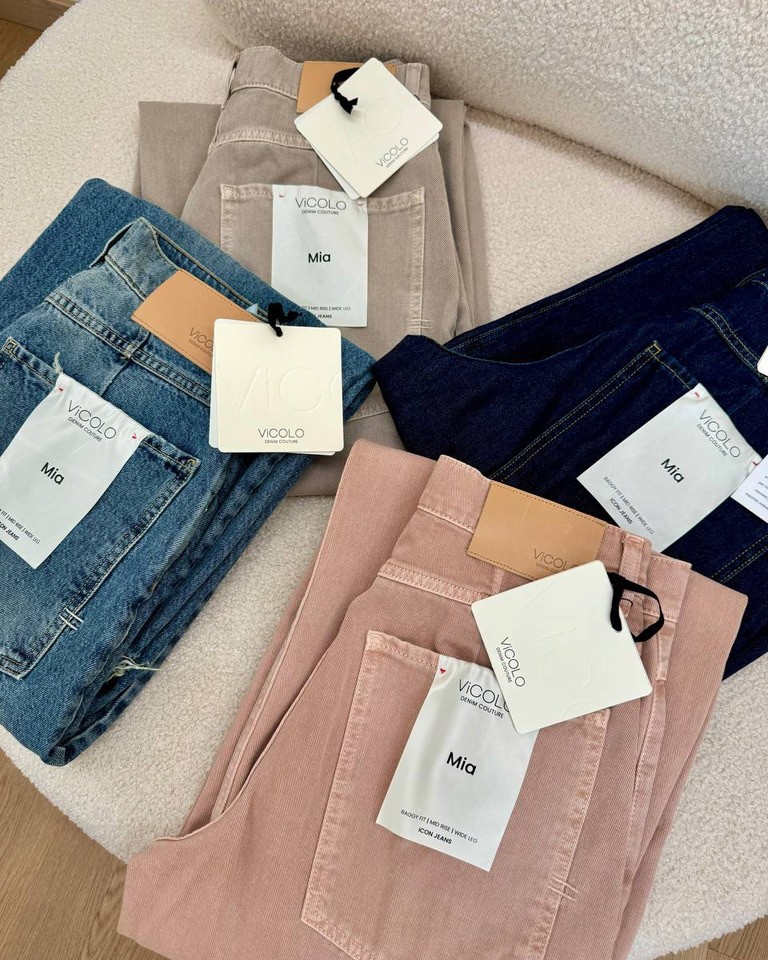 Jeans Mia baggy fit denim vintage sfrangiato Vicolo Shop Online Jeans Mia baggy fit denim vintage sfrangiato Vicolo