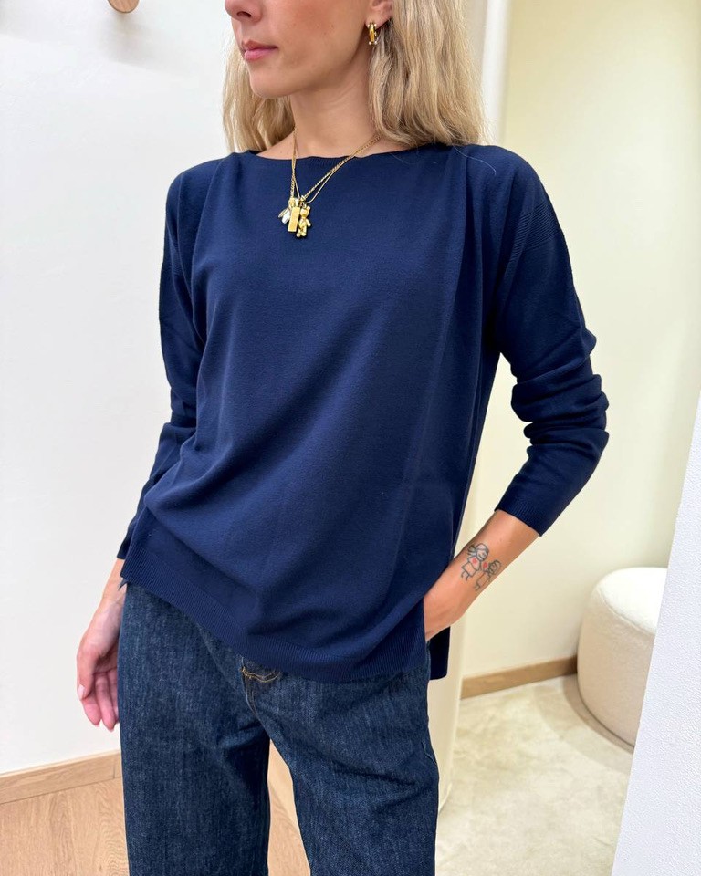 Maglia scatoletta spacchetti laterali blu navy Kontatto Shop Online Maglia scatoletta spacchetti laterali blu navy Kontatto