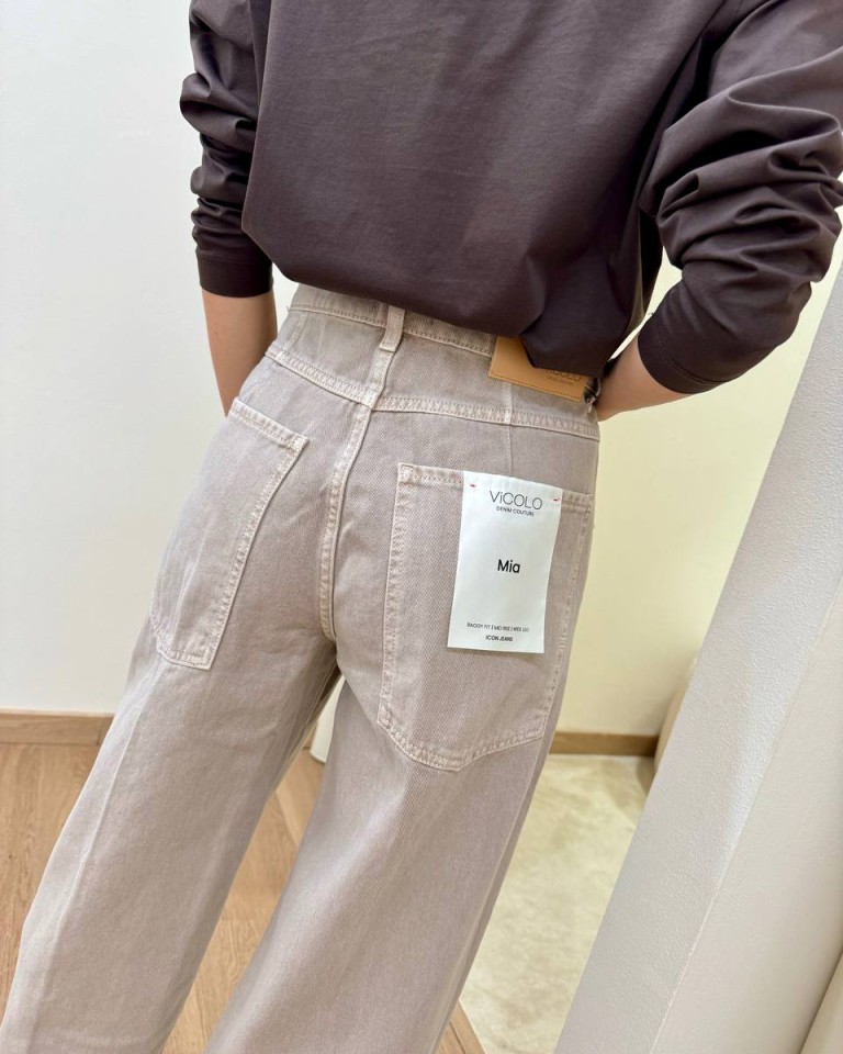 Jeans Mia baggy fit lavaggio sabbia Vicolo Shop Online Jeans Mia baggy fit lavaggio sabbia Vicolo