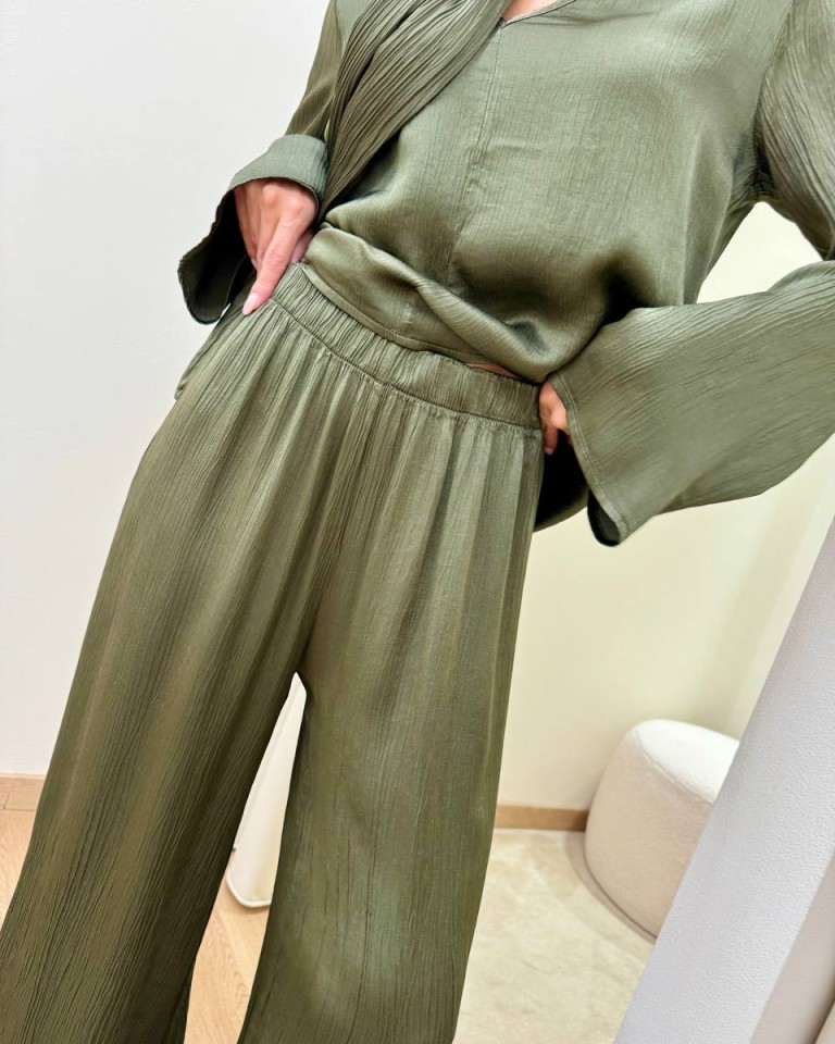 Pantalone goffrato in viscosa verde militare HaveOne Shop Online Pantalone goffrato in viscosa verde militare HaveOne