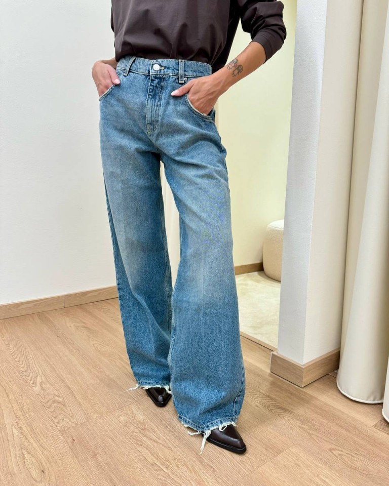 Jeans Mia baggy fit denim vintage sfrangiato Vicolo Shop Online Jeans Mia baggy fit denim vintage sfrangiato Vicolo