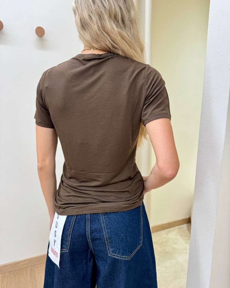 T-shirt basic aderente moka Kontatto Shop Online T-shirt basic aderente moka Kontatto