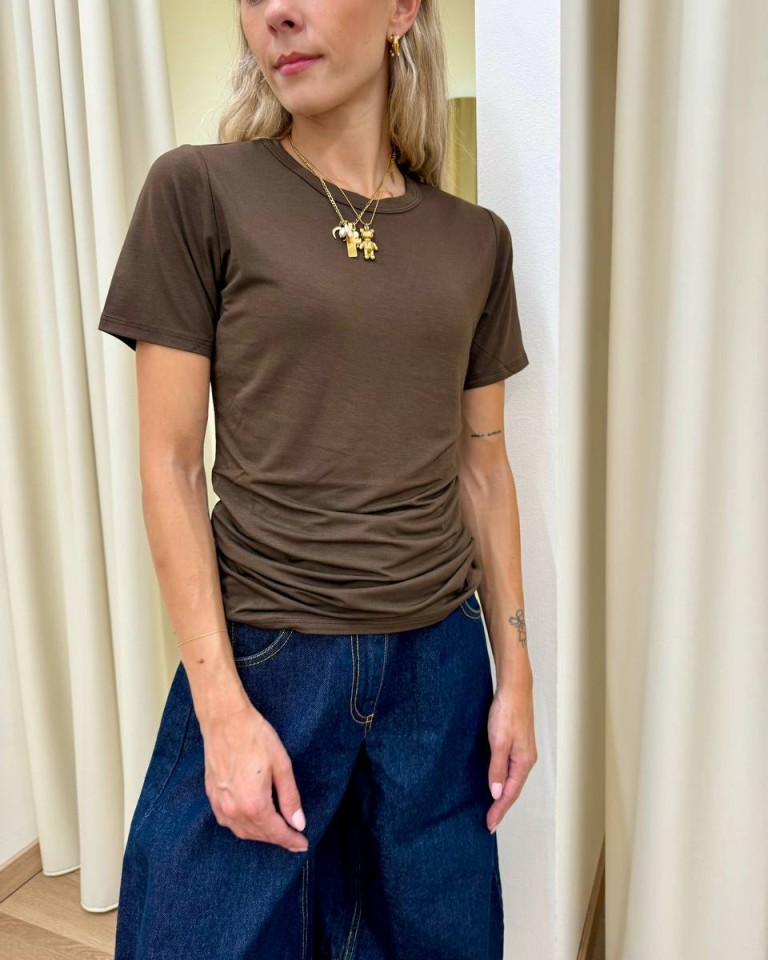 T-shirt basic aderente moka Kontatto Shop Online T-shirt basic aderente moka Kontatto