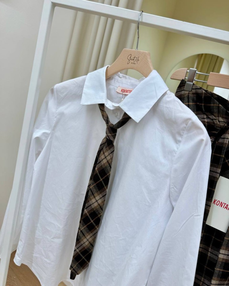 Camicia bianca ricamo "silence is better" Kontatto Shop Online Camicia bianca ricamo "silence is better" Kontatto