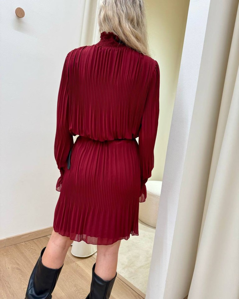 Vestito plisse marsala con cintura Kontatto Shop Online Vestito plisse marsala con cintura Kontatto