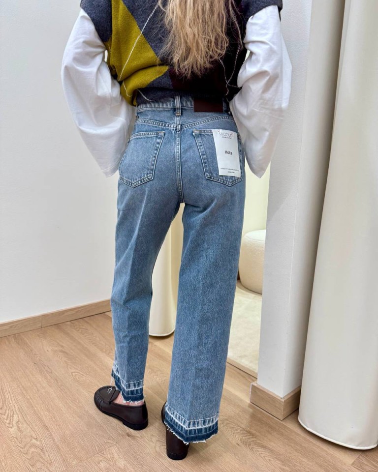 Jeans Kate denim blu ghiaccio Vicolo Shop Online Jeans Kate denim blu ghiaccio Vicolo