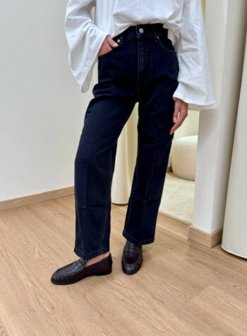 Shop Online Jeans Kate denim nero Vicolo