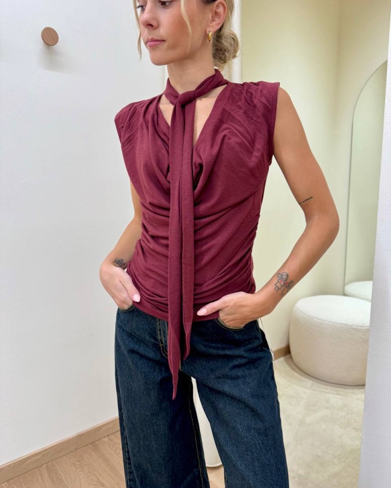 Top arricciato scollo a gronda con foulard marsala Kontatto Shop Online Top arricciato scollo a gronda con foulard marsala Kontatto
