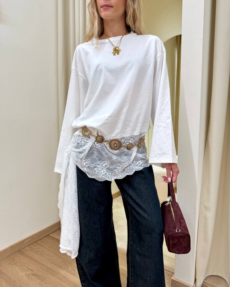 Maglia asimmetrica inserto pizzo nodo bianca Vicolo Shop Online Maglia asimmetrica inserto pizzo nodo bianca Vicolo