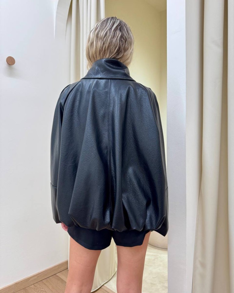 Bomber over maxi collo ecopelle nero HaveOne Shop Online Bomber over maxi collo ecopelle nero HaveOne