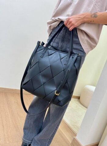 Shop Online Borsa Hoshi maxi intreccio nera Vicolo