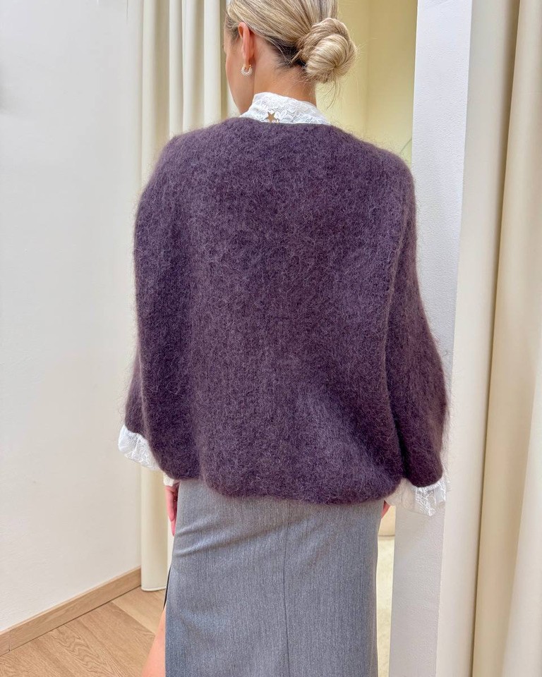 Maglione melanzana inserti pizzo panna Souvenir Shop Online Maglione melanzana inserti pizzo panna Souvenir