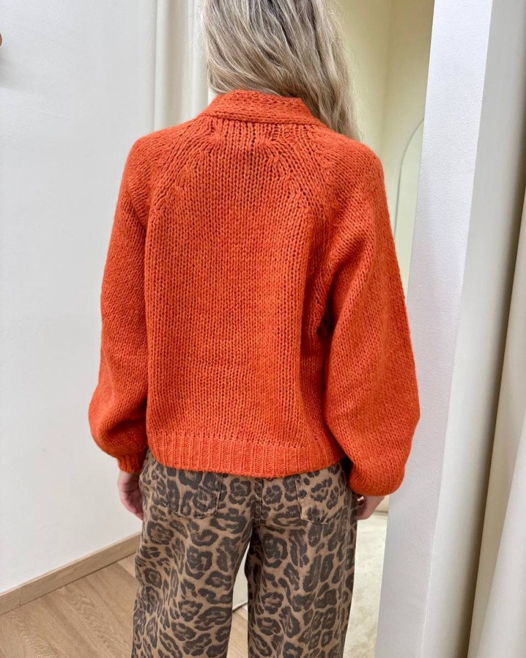 Cardigan con lana bottoni gioiello arancio HaveOne Shop Online Cardigan con lana bottoni gioiello arancio HaveOne