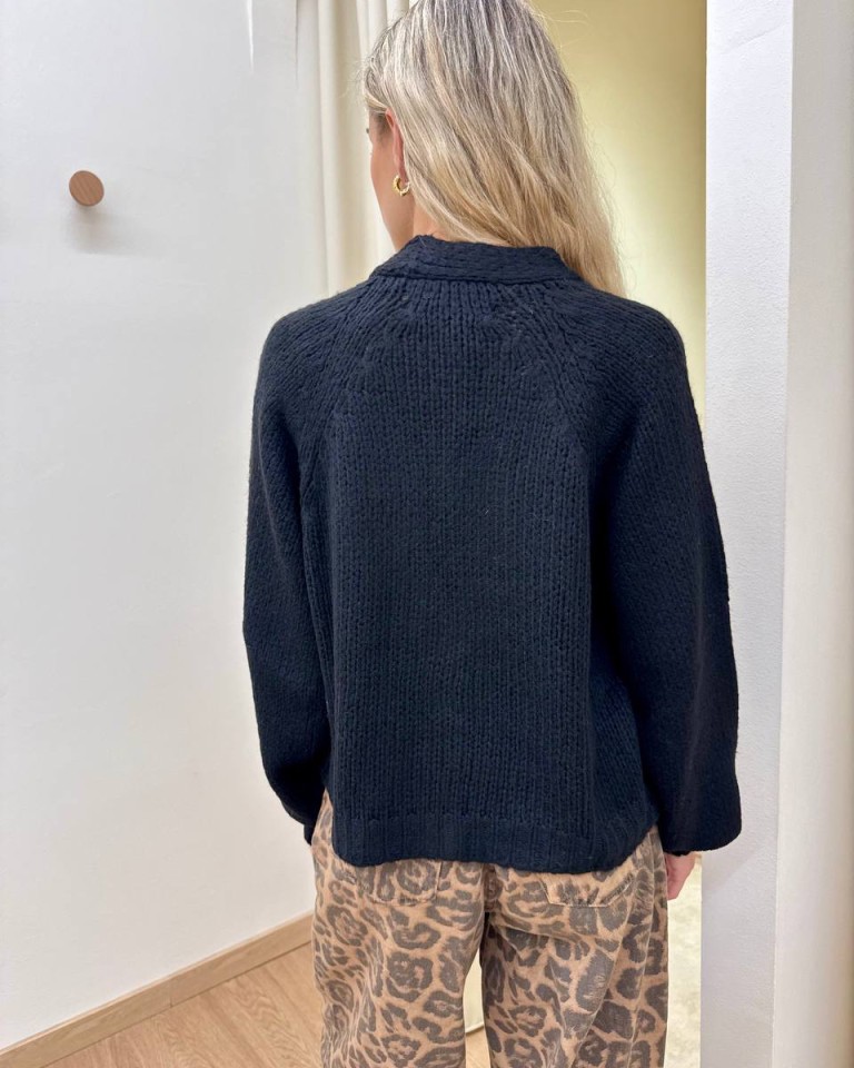 Cardigan con lana bottoni gioiello nero HaveOne Shop Online Cardigan con lana bottoni gioiello nero HaveOne
