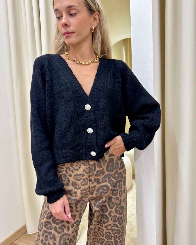Cardigan con lana bottoni gioiello nero HaveOne Shop Online Cardigan con lana bottoni gioiello nero HaveOne