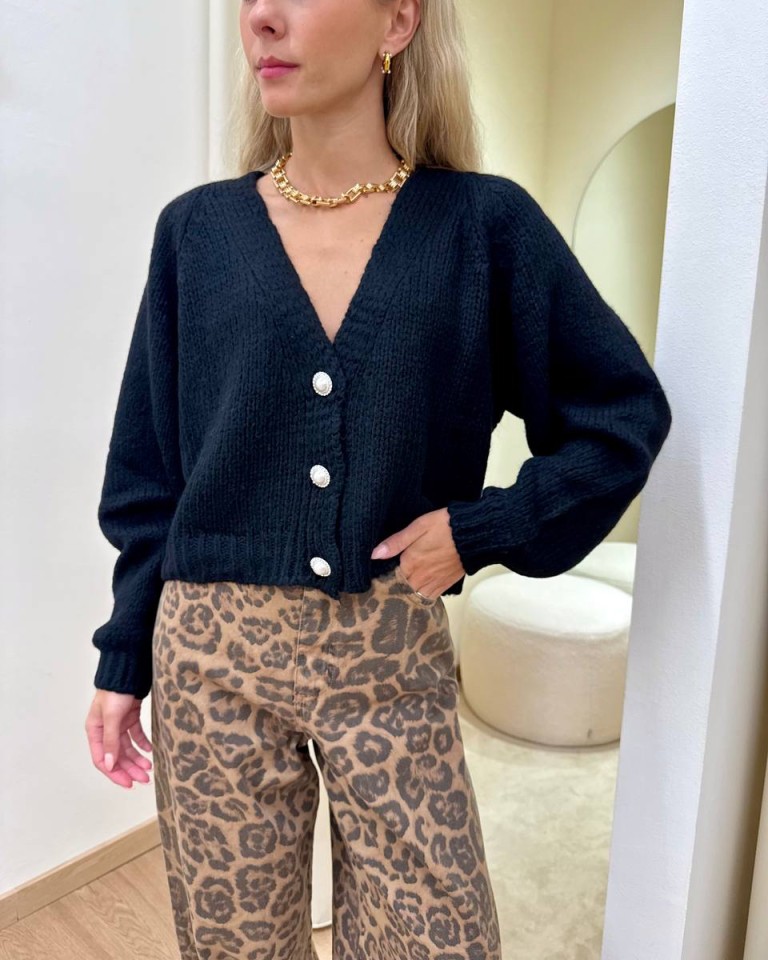 Cardigan con lana bottoni gioiello nero HaveOne Shop Online Cardigan con lana bottoni gioiello nero HaveOne