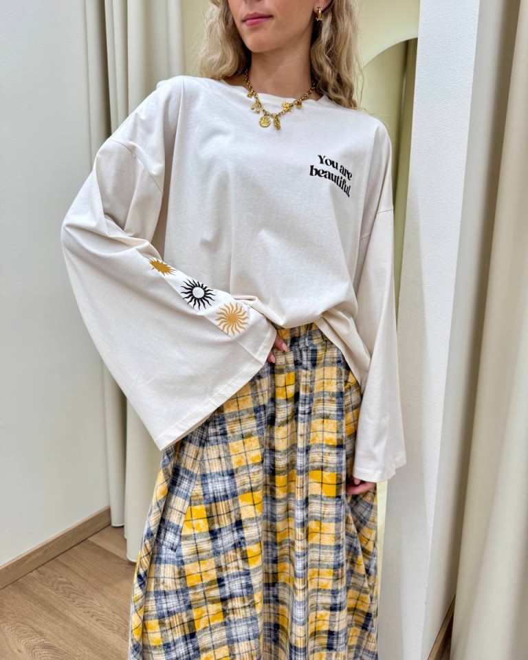 Maglia over burro stampa "you are beautiful" Vicolo Shop Online Maglia over burro stampa "you are beautiful" Vicolo