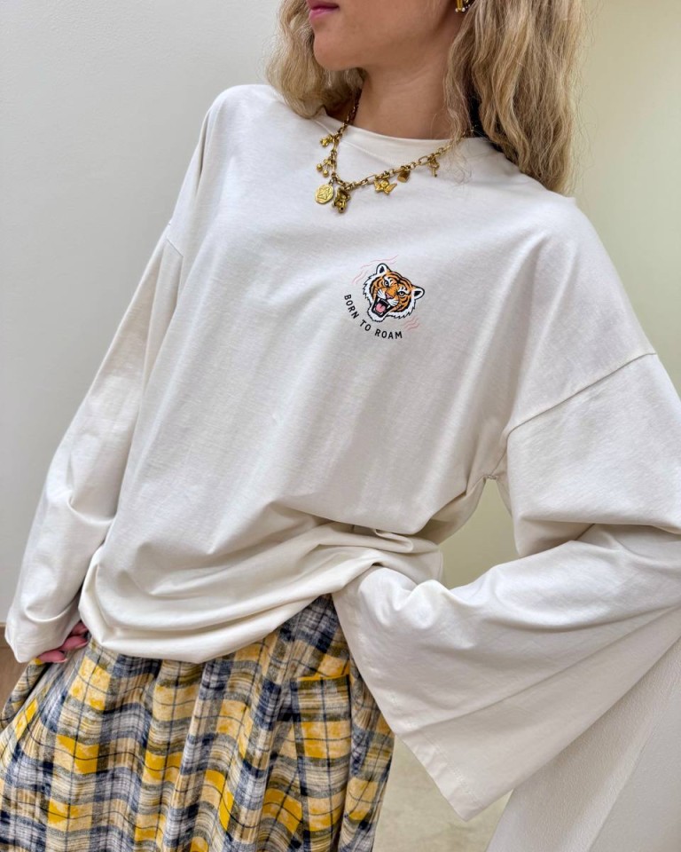 Maglia over burro stampa tigre "Chase the wave" Vicolo Shop Online Maglia over burro stampa tigre "Chase the wave" Vicolo
