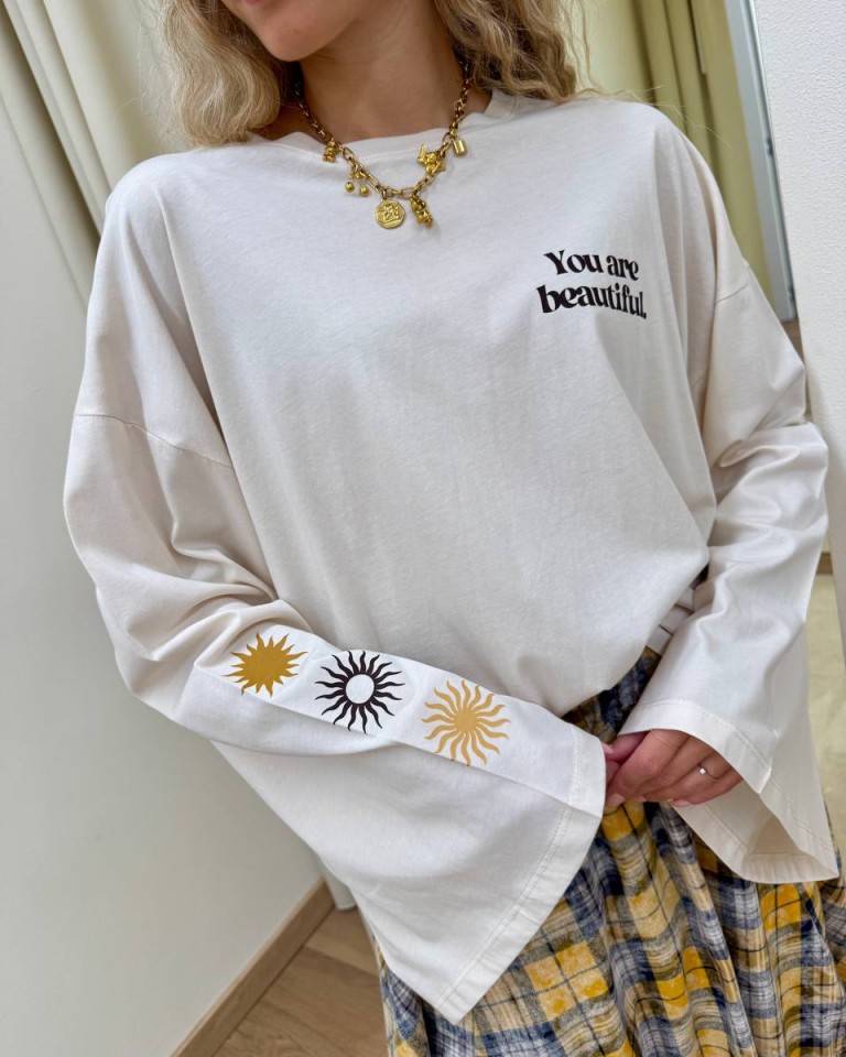 Maglia over burro stampa "you are beautiful" Vicolo Shop Online Maglia over burro stampa "you are beautiful" Vicolo