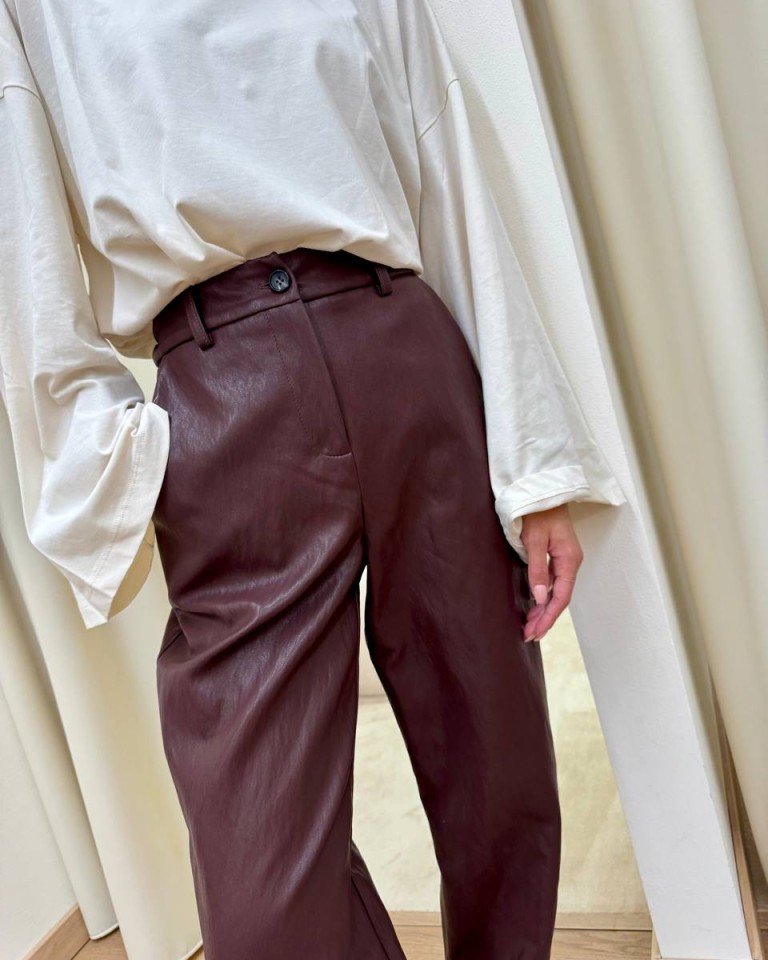 Pantalone sigaretta ecopelle martellata bordeaux Tensione In Shop Online Pantalone sigaretta ecopelle martellata bordeaux Tensione In