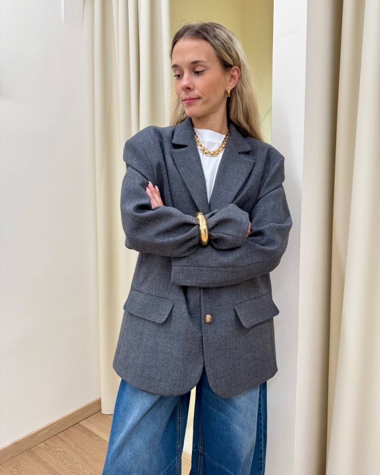Giacca over ricamo giraffa grigia Tensione In Shop Online Giacca over ricamo giraffa grigia Tensione In