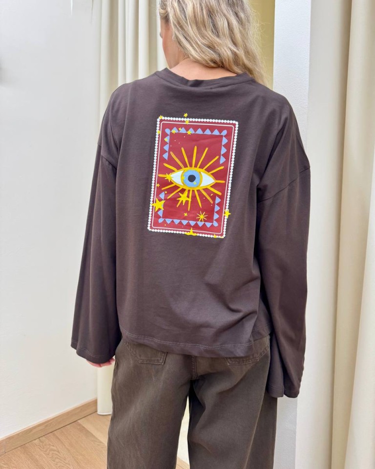 Maglia over maniche ampie stampa occhio moro Vicolo Shop Online Maglia over maniche ampie stampa occhio moro Vicolo
