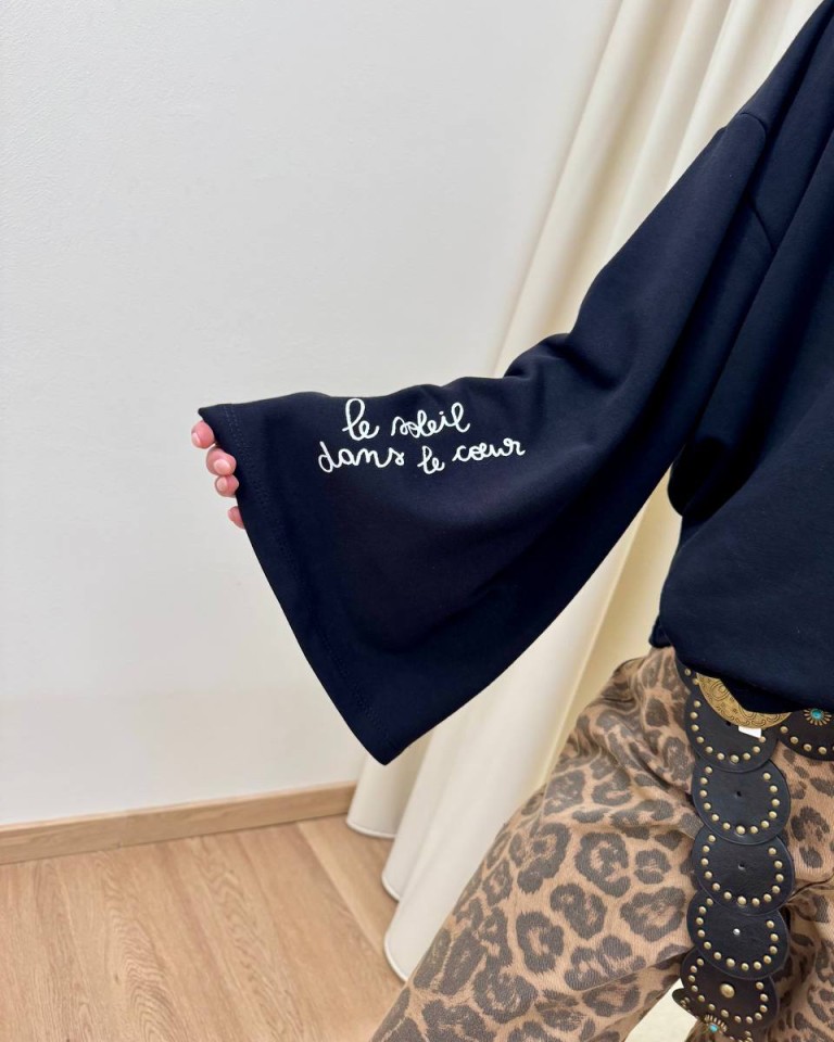 Felpa over maniche ampie stampa occhio nera Vicolo Shop Online Felpa over maniche ampie stampa occhio nera Vicolo